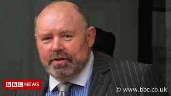 Warwickshire Police worker jailed over relationships with women