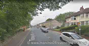 Delays in Bolton after major road closed due to crash - Manchester Evening News
