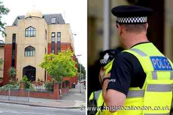 Met Police: Man fined for urinating on Croydon Mosque
