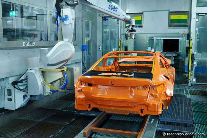 BMW shows off slick new paint customization system
