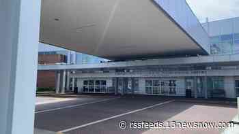 TSA at airports in Hampton Roads stop 2 men who had loaded guns