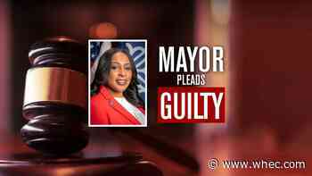 Mayor Warren submits resignation letter