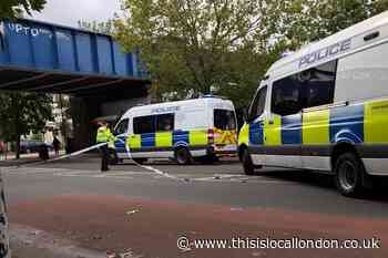 Kingston Road Merton police: Suspect WWII bomb found