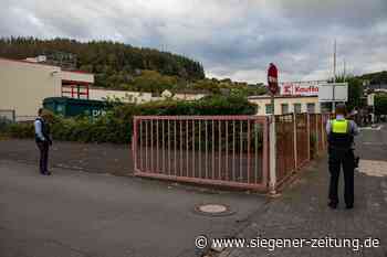 Schüsse in Siegen: 18-Jähriger schießt auf anderen Mann und flieht - Polizei stoppt ihn auf der HTS - Siegen - Siegener Zeitung