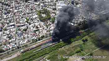 Santos Lugares: incendio en los talleres del Tren San Martín - Viví el Oeste Diario