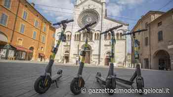 Modena, controlli serrati sui monopattini - La Gazzetta di Modena