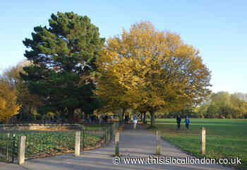 Police probe indecent exposure cases on Wandsworth Common