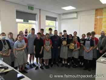 TV Chef John Hooker visits Mullion School new food facility - Falmouth Packet
