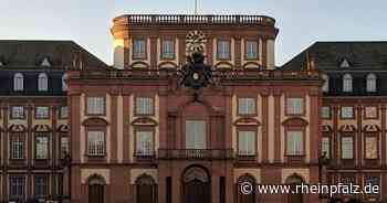 Corona-Kontrollen: Uni Mannheim führt „Hörsaalpass“ ein - Coronavirus - Rheinpfalz.de