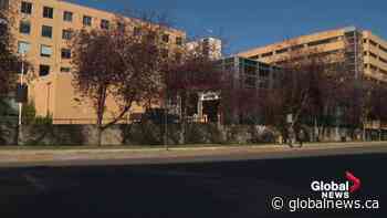 Alberta adds more COVID-19 restrictions, resumes contact tracing in schools