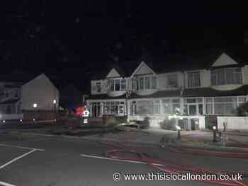 London Road Thornton Heath fire: 70 people evacuate houses