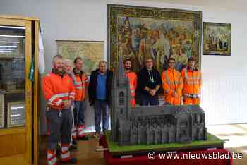 Maquette van basiliek is blikvanger van geschiedkundige krin... (Ronse) - Het Nieuwsblad