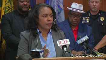 Rochester Police chief Cynthia Herriott-Sullivan announces resignation