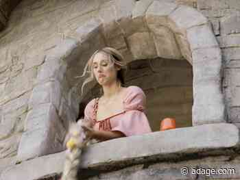 Watch the newest commercials from Progressive, Roku, Dunkin’ and more