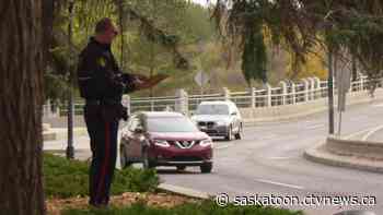 Here’s how Saskatoon police can catch you driving distracted