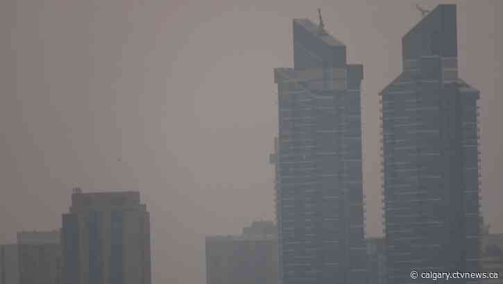 U.S. forest fires, Sask. blaze brings smoke into Alberta