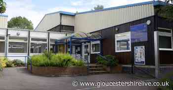 Gloucester primary school reviews security over 'unsupervised' child at school gates - Gloucestershire Live