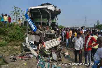 12 dead in India after bus swerves to avoid stray cattle - Dudley News