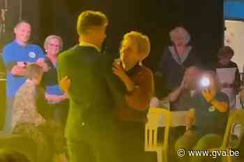 Helmut Lotti danst met May Lavrijssen (Vosselaar) - Gazet van Antwerpen Mobile - Gazet van Antwerpen
