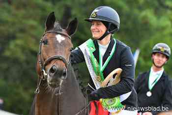 Amazone Jolien Demeyer is eerste West-Vlaamse nationale kampioene in springklasse zwaar in 47 jaar