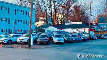 The Owner Of A Used Car Dealer Was Using Customer Infomation To Obtain Loans. Now He's Pleading Guilty - Jalopnik