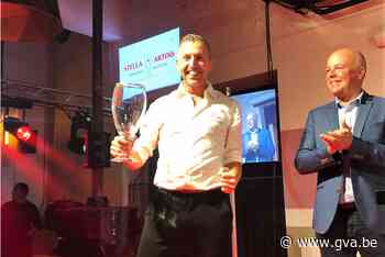 Dave van café Sportif kroont zich tot beste Stella-tapper van België - Gazet van Antwerpen