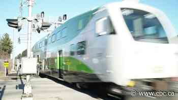 GO trains and UP Express won't require proof of COVID-19 vaccination, Metrolinx says