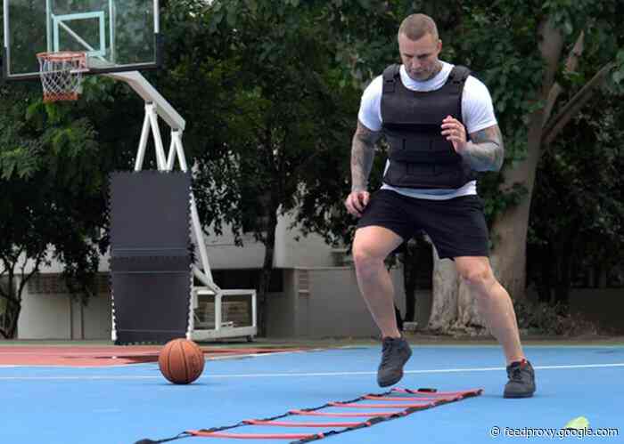HydraTech water weighted training vest provides a unique core workout