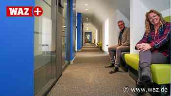 Witten: Sanierter Südflügel des Rathauses hat Farbe bekommen - Westdeutsche Allgemeine Zeitung