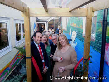 Chigwell school tribute to former pupil who died of cancer