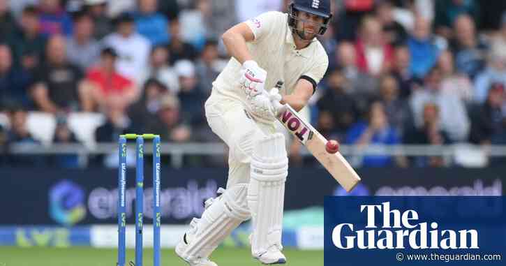 Robinson, Leach and Malan earn England central contracts but not Sibley