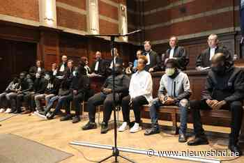 Telefonisten runnen ‘callcenter voor coke’: “Ik liet me meesleuren omdat ik door corona mijn job als schoonheidsspecialiste niet meer kon uitoefenen”