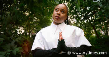 Give Phoebe Robinson the Title She Deserves: Boss