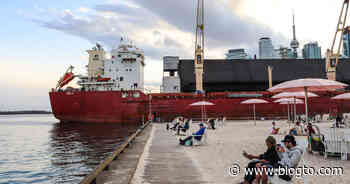 Fire crews respond to oil spill at Sugar Beach in Toronto - blogTO