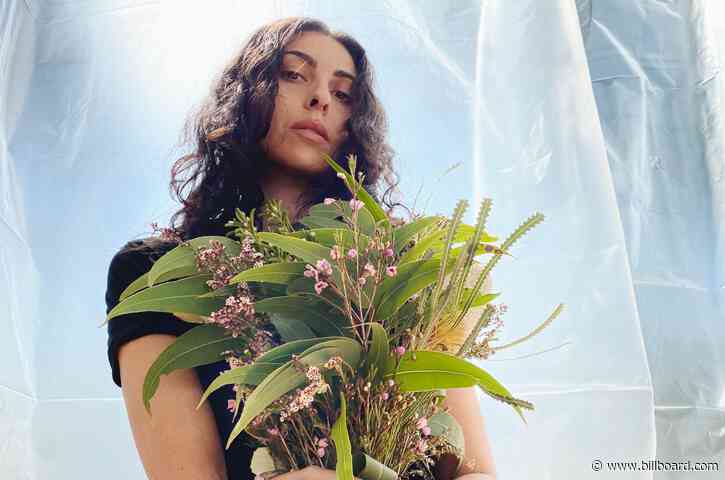 Anna Lunoe on Her New Podcast & Creative Evolution: ‘Acquiring Creative Confidence Is Not a One & Done’