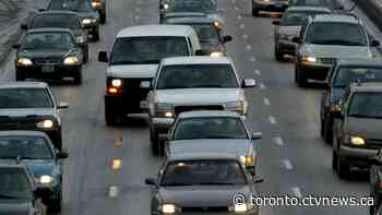 Ontario man calls 911 because he's stuck in traffic and has to go pee