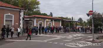 Modena-Carpi-Mantova: treni soppressi, centinaia di persone a piedi - COOPERATIVA RADIO BRUNO srl