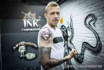 Antwerplieveling Ritchie De Laet vereeuwigt rugnummer, zichzelf én kroost in nieuwe tattoo