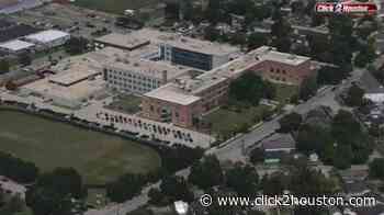 Austin High School on lockdown while HPD investigates suspicious activity - KPRC Click2Houston