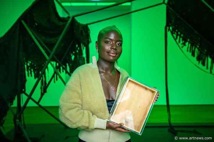 Sandra Mujinga Wins Germany’s Top Award for Young Artists