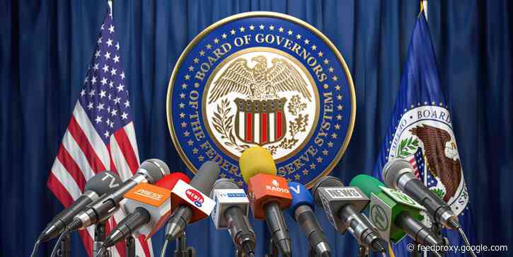 Monetary Policy: How the Federal Reserve attempts to control the US economy