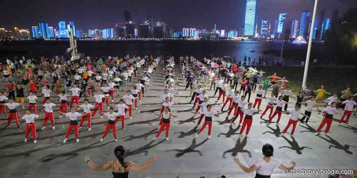 This is the $40 speaker-silencing gadget people are using to shut down China's crowds of dancing grandmas