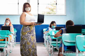 Mais de 180 escolas públicas do RJ participam de cursos de formação em TI