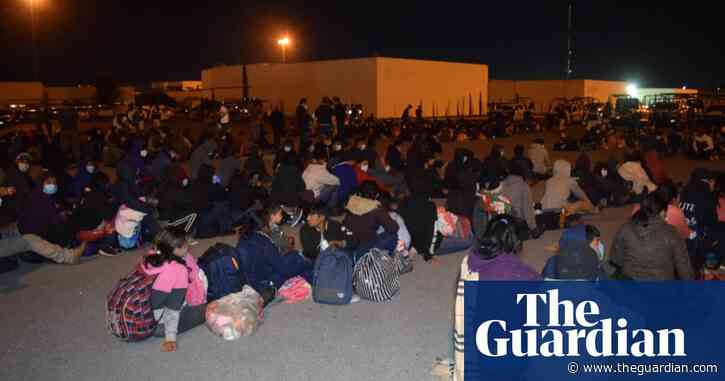 Mexico police intercept 652 Central American migrants in three cargo trucks