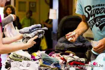 Tweedehandsbeurs met kleding voor volwassenen in De Notelaar