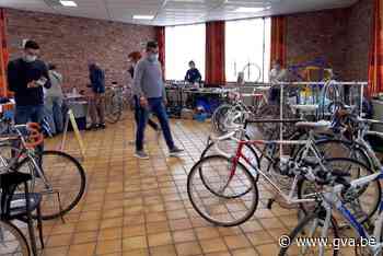 Ook buitenlandse verkopers nemen weer deel aan Vintage Bike Beurs - Gazet van Antwerpen