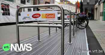 Mobiele fietsparkings in Geel testen uit waar er definitieve oplossingen kunnen komen - VRT NWS
