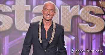 'Dancing With the Stars': Bruno Tonioli Falls out of His Chair During Britney Spears Night - PopCulture.com