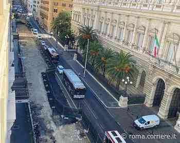 È caos in via Nazionale, ma il cantiere è fermo ormai da troppi giorni - Corriere Roma