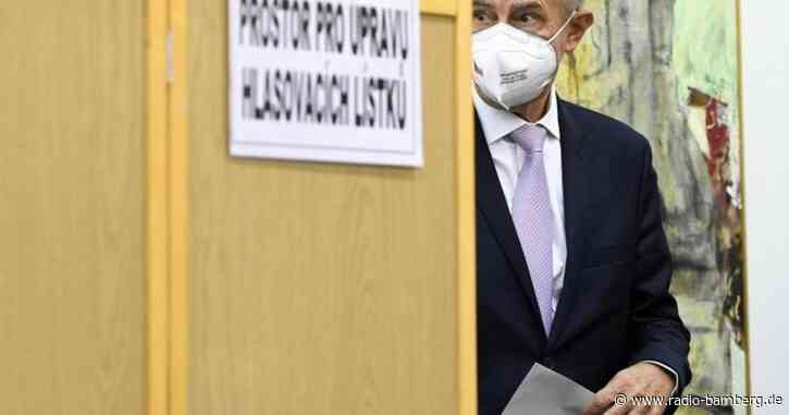 Tschechien: Knappes Rennen bei Parlamentswahl